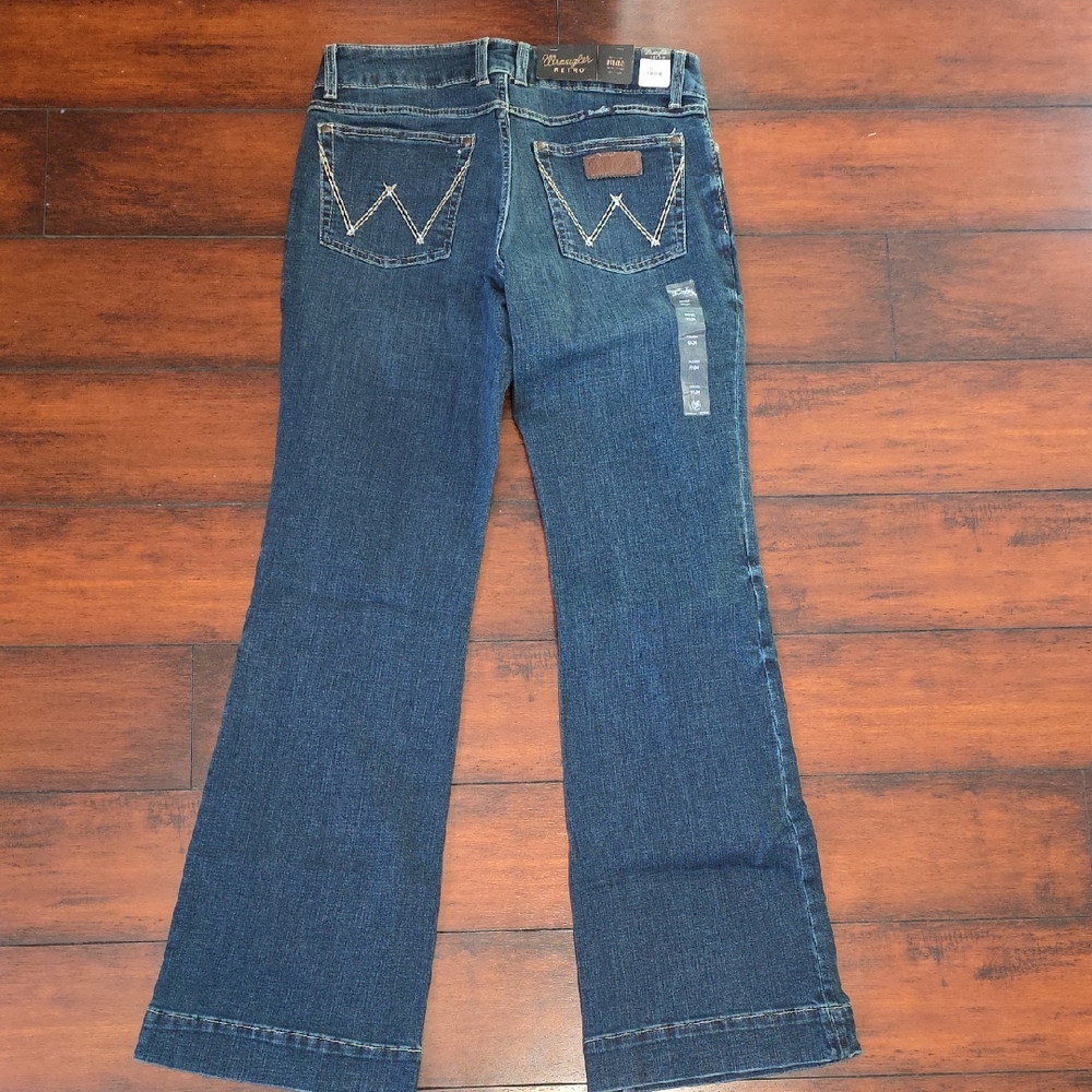 Wrangler Retro Flare Jeans 9x34 NWT